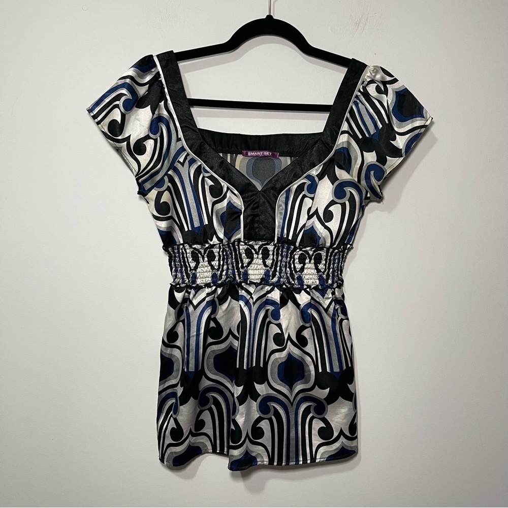 Smart Set women’s Babydoll 90’s Y2K Satin Top Black Blue geometric Print Size S